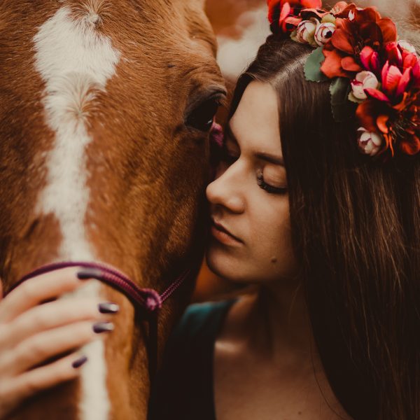 Zuza – złote liście i rudy koń